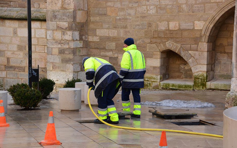 débouchage canalisation prix Les Mureaux
